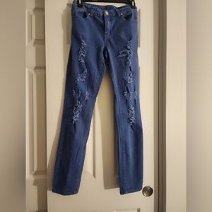 Women ripped jeans